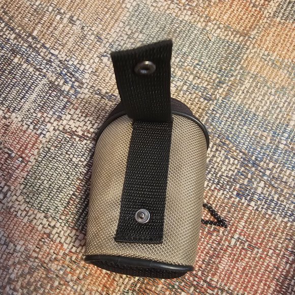 Genuine Icon Camera Case - Picture 4 of 7